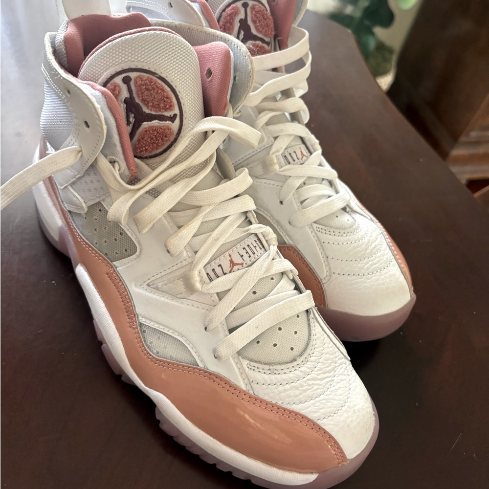Like new, barely worn, Jordan Jumpman Two Trey- Red Stardust/Mauve. Pink & white